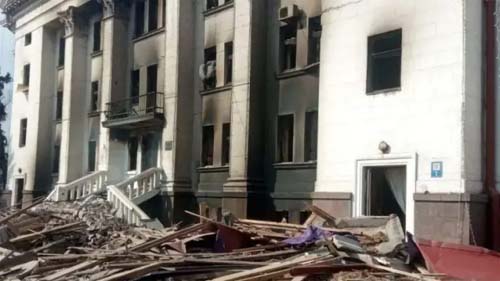Rússia fez de Mariupol um ‘inferno na terra’ e usou a fome como tática de guerra, aponta relatório