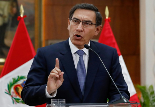 Presidente do Peru anuncia dissolução do Congresso