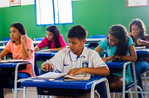 Matrículas para alunos da rede municipal de ensino começam nesta segunda-feira