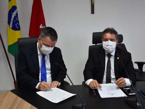 Maurício Pitta toma posse como novo procurador de justiça