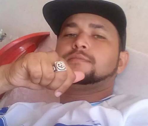 Vítima é abordada por criminoso e executada em via pública