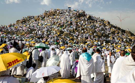 Peregrinação a Meca chega a ponto culminante no Monte Arafat