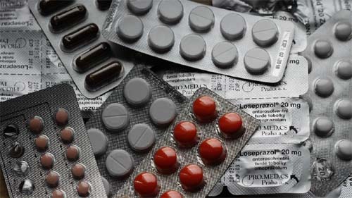Medicamentos famosos no Brasil podem elevar risco de demência em 33%, diz estudo
