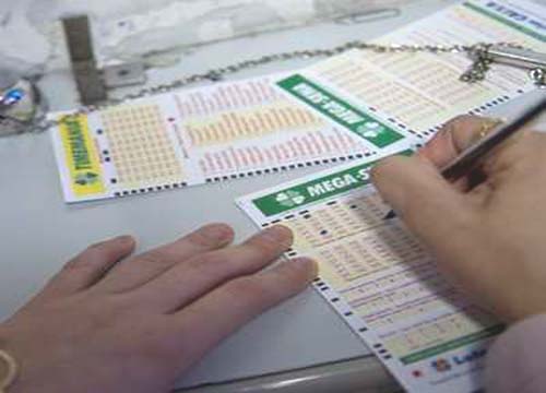 Mega-Sena acumula e poderá pagar R$ 33 milhões; veja as dezenas