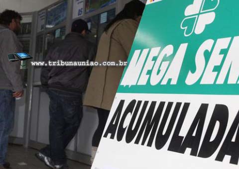 Mega-Sena acumula e pagará R$ 6,5 milhões; veja dezenas sorteadas