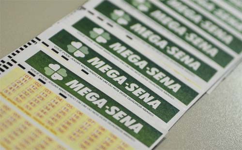 Mega-Sena: ninguém acerta as seis dezenas e prêmio vai a R$ 9 milhões