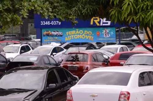 Estoque de veículos chega ao maior volume em dois anos, diz Anfavea
