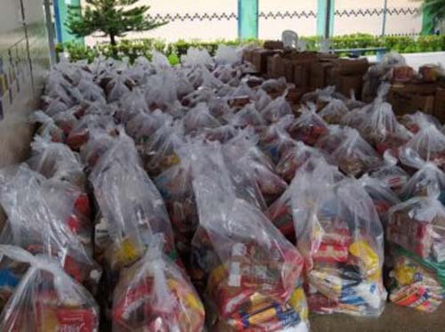 Escolas estaduais recebem cartões com crédito para aquisição de merenda