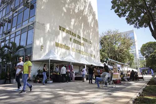 Autoridades alertam empresas sobre infrações no Programa de Crédito Trabalhista