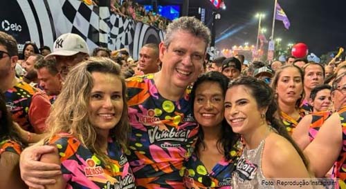 Ministro diz que viagem de assessores a pré-Carnaval paga com dinheiro público foi ‘erro formal’