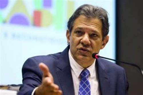 Haddad anuncia acordo com governadores para compensar estados