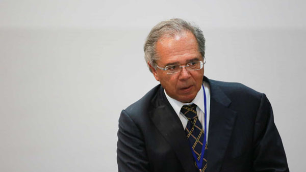 Guedes em Davos: No primeiro ano, tiramos o Brasil do abismo fiscal