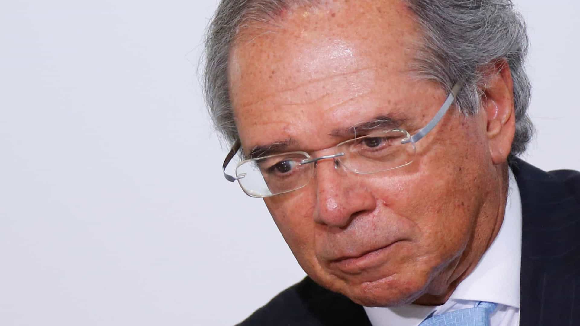 'Há um complô contra mim', diz Paulo Guedes