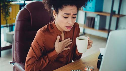 Atenção: Riscos de Consumir Café com Certos Tipos de Medicamentos