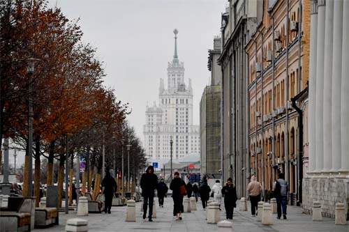 A crise econômica na Rússia se aprofunda enquanto a guerra desgasta o povo e a economia