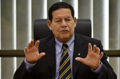 Mourão diz que Rodrigo Maia está 