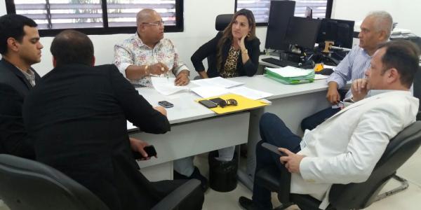 Ministério Público de AL firma TAC para sepultamento de 42 corpos de indigentes