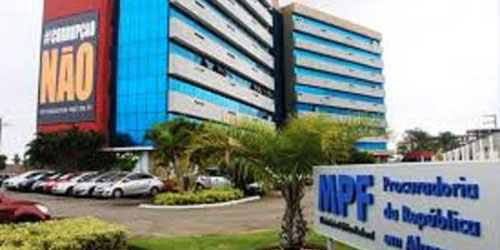 MPF denuncia seis pessoas por maus-tratos a jacaré-de-papo-amarelo