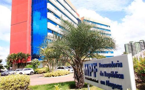 MPF obtém liminar que suspende oferta de cursos por faculdade irregular em Alagoas