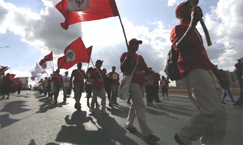MST deve começar a sair de áreas ocupadas em Petrolina e Aracruz