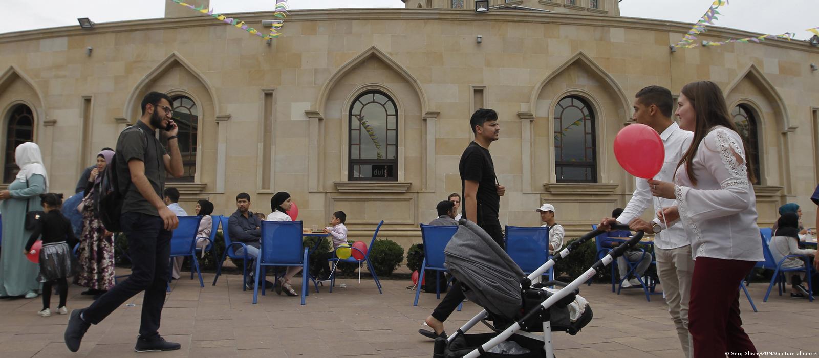 Muçulmanos tchetchenos e tártaros lutam do lado da Ucrânia