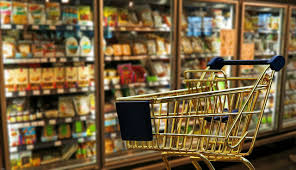 Consumidor dilui as compras do mês para esticar salário até o fim do mês
