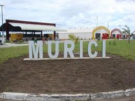 Governador e vice entregam mais 847 casas a desabrigados em Murici