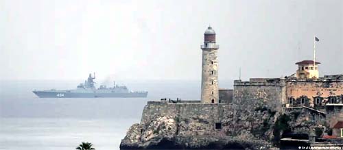 Navios de guerra russos entram no porto de Havana, em Cuba