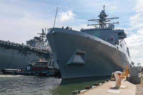 Envio de forças navais dos EUA ao Caribe aumenta tensão em torno da Venezuela