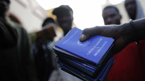 Pretos e pardos são 66% dos 8,1 milhões que ficaram sem renda do trabalho em 2020