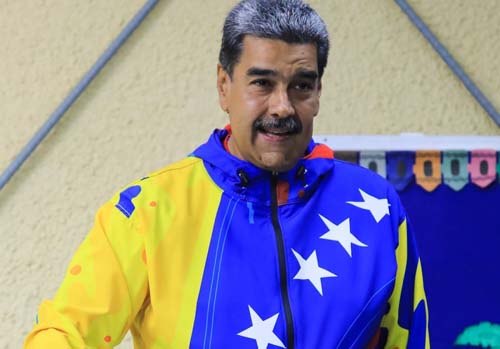 Nicolás Maduro é reeleito presidente da Venezuela com 51,2% dos votos, diz CNE