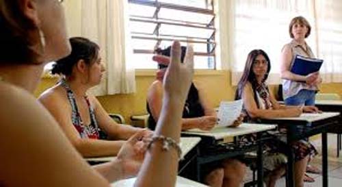 Governo Federal aprova legislação para estimular formação de professores com novas bolsas de estudo