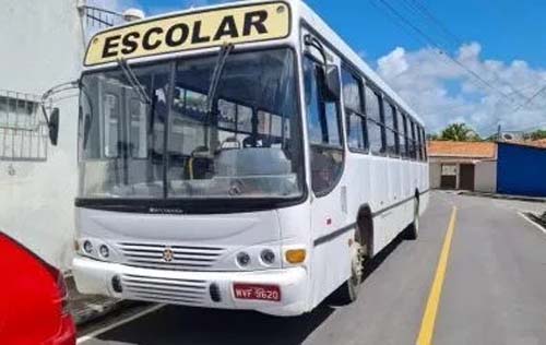 Polícia Civil investiga assalto a ônibus escolar com 30 crianças