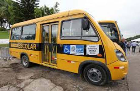 Ônibus com estudantes de São José da Laje é assaltado
