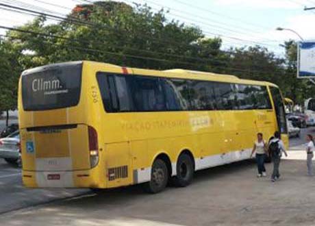 Dupla rouba 21 passageiros de ônibus da Itapemirim em São Miguel