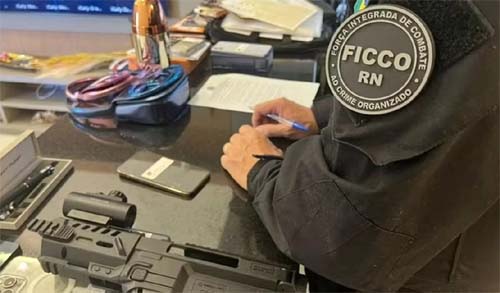 Operação de Grande Escala Desmantela Organização Criminosa com Prisões em Diversos Estados