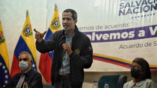 Venezuela: Opositores de Maduro chamam referendo de fracasso