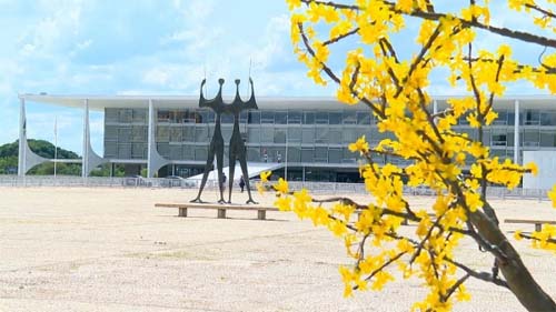 Concursos públicos em órgãos federais reúnem mais de 9,7 mil vagas