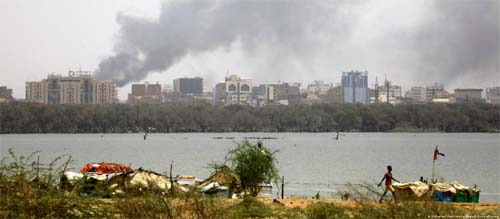 Paramilitares do Sudão dizem ter tomado palácio presidencial