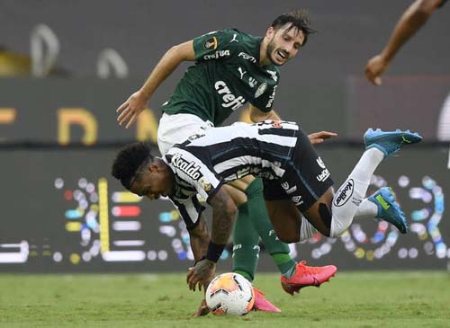 Palmeiras vence o Santos e conquista o bi da Libertadores