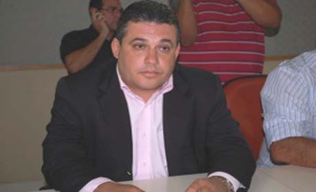 Queda de popularidade motiva prefeito James Ribeiro a mudar secretários
