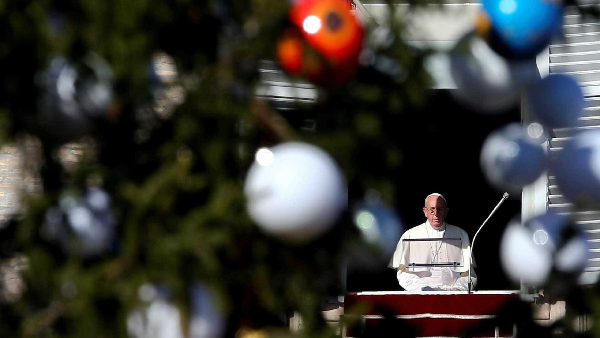 Na véspera de Natal, Papa reza por pessoas sequestradas