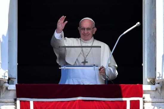 Papa consola brasileiros pela eliminação e diz: 