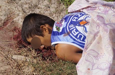 Menor de 17 anos é executado com vários tiros na ‘Vila Santa Clara’, em Penedo 