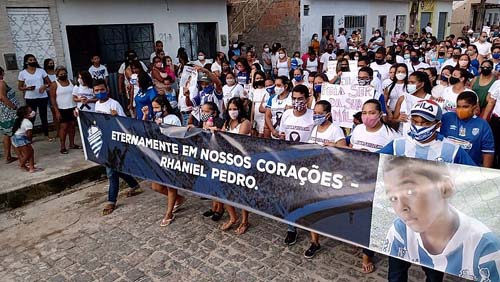 Ato cobra justiça pela morte do menino Rhaniel Pedro