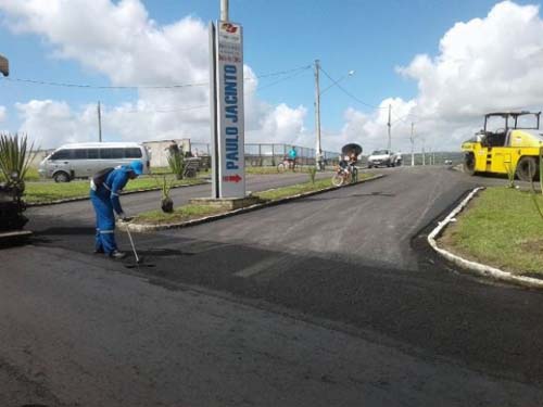 Mulher atira duas vezes contra namorado após ser ameaçada