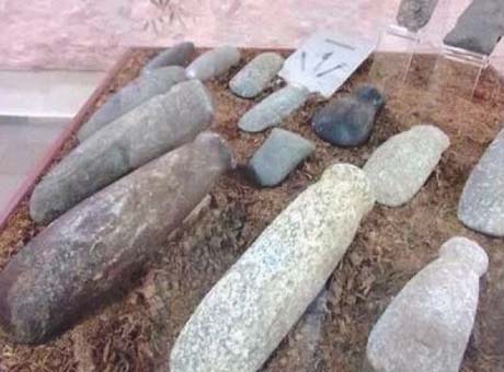 PF apreende pedras pré-históricas de posse de italiano em Pão de Açúcar