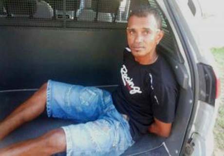Em Junqueiro, policiais civis prendem homem com arma e munições