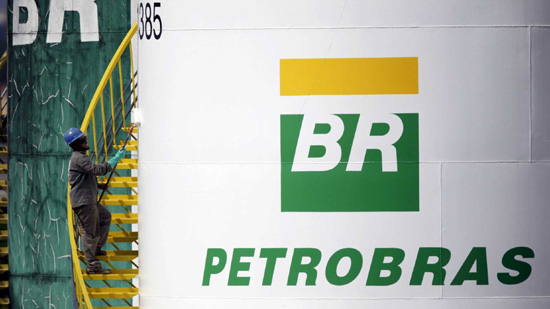 Petrobras aumenta preço da gasolina para distribuidoras