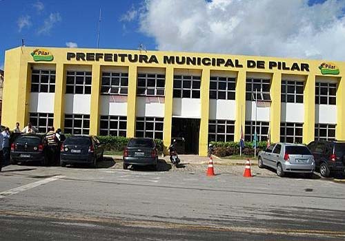 Jovem é assassinado quanto trafegava defronte a Prefeitura de Pilar